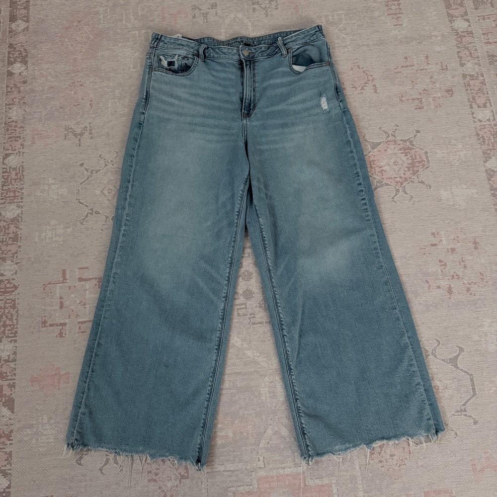 American Eagle High Rise Cropped Wide Leg Jeans | 16 Short